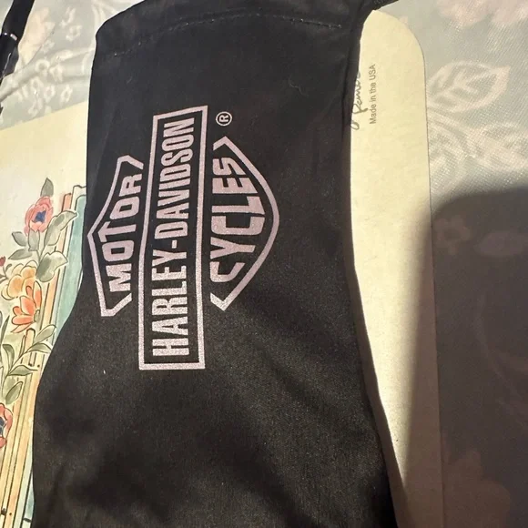 Beautiful women’s Harley Davidson sunglasses - Picture 6 of 10